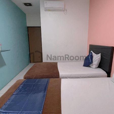 Cempaka Residence By Namroom Jakarta Bagian luar foto
